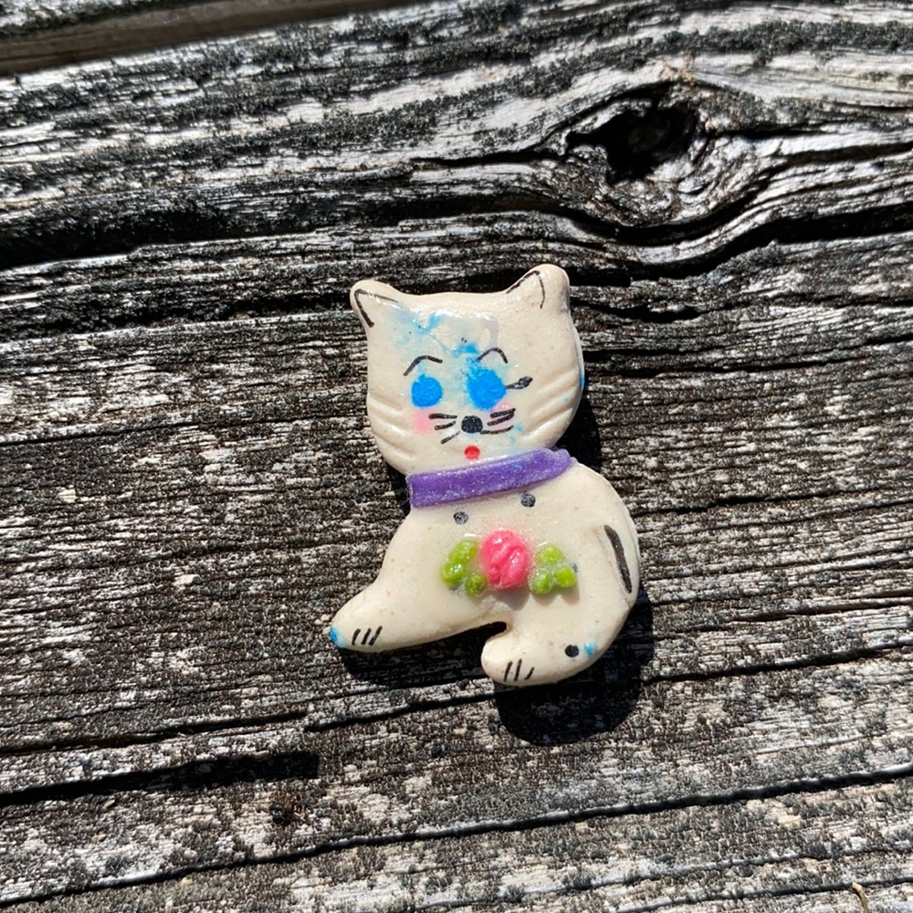 Kitty Pin